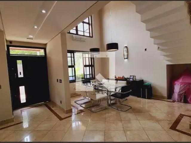 Casa / Sobrado em Condomínio para Venda em Jundiaí/SP Jardim das Samambaias 5 Quartos