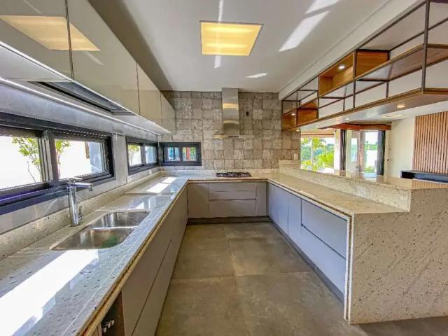 Casa / Sobrado em Condomínio para Venda em Jundiaí/SP Jardim Florestal 5 Quartos