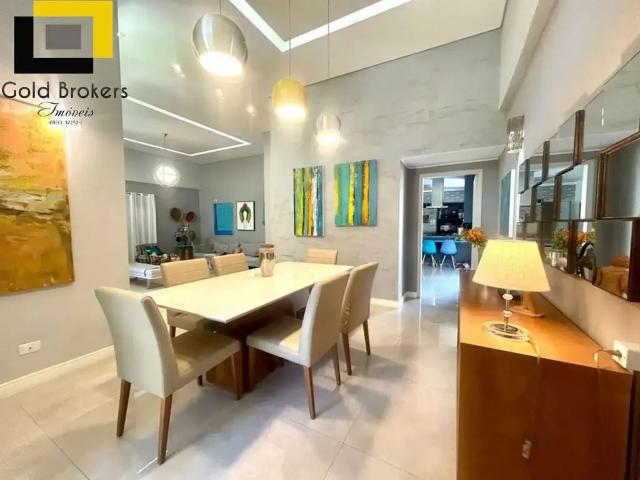 Casa / Sobrado em Condomínio para Venda em Jundiaí/SP Jardim Novo Mundo 4 Quartos