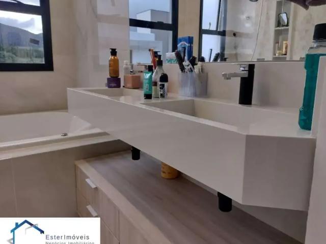 Casa / Sobrado em Condomínio para Venda em Jundiaí/SP Jardim Novo Mundo 3 Quartos