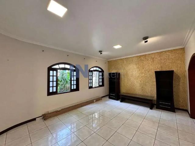 Casa / Sobrado em Condomínio para Venda em Jundiaí/SP Jardim Santa Teresa 3 Quartos