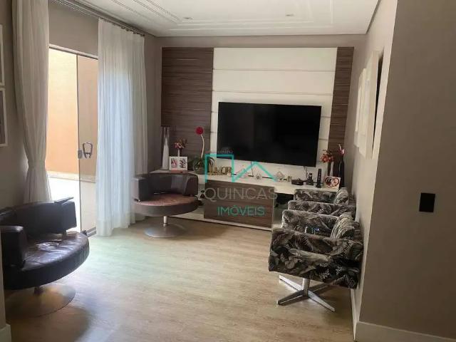 Casa / Sobrado em Condomínio para Venda em Jundiaí/SP Medeiros 4 Quartos
