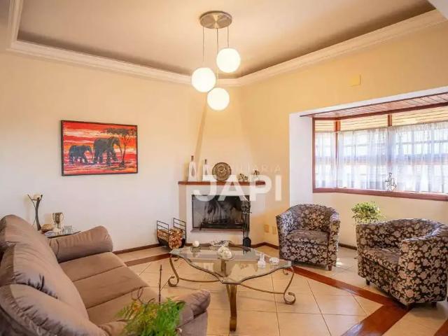 Casa / Sobrado em Condomínio para Venda em Jundiaí/SP Portal do Paraíso I 4 Quartos