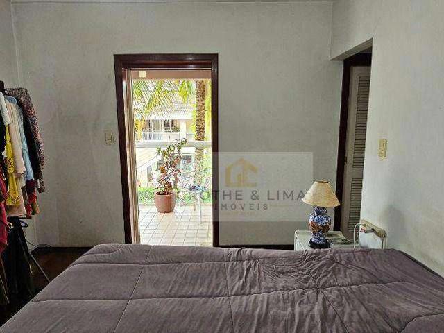 Casa / Sobrado em Condomínio para Venda em Jacareí/SP Terras de Sant'anna 5 Quartos