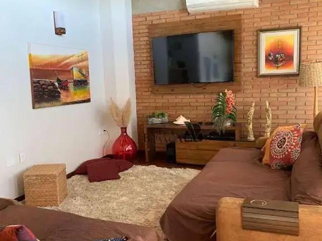 Casa / Sobrado em Condomínio para Venda em Jacareí/SP Condomínio Lagoinha 3 Quartos