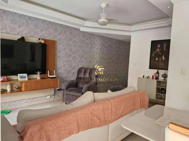 Casa / Sobrado em Condomínio para Venda em Jacareí/SP Condomínio Residence Club 3 Quartos