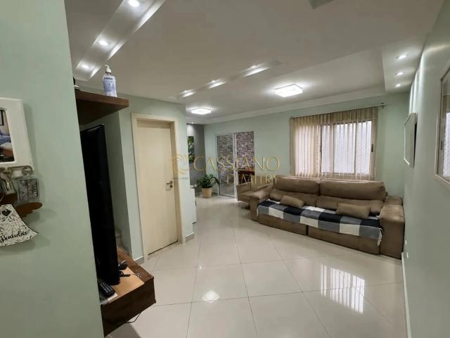 Casa / Sobrado em Condomínio para Venda em Jacareí/SP Condomínio Residence Club 3 Quartos