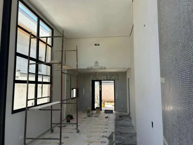 Casa / Sobrado em Condomínio para Venda em Jacareí/SP Condomínio Residencial Fogaça 3 Quartos