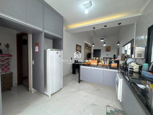 Casa / Sobrado em Condomínio para Venda em Jacareí/SP Condomínio Residencial Fogaça 3 Quartos