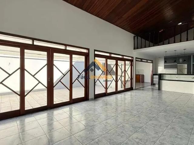 Casa / Sobrado em Condomínio para Venda em Jacareí/SP Jardim Coleginho 4 Quartos