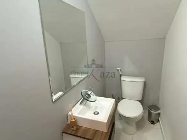 Casa / Sobrado em Condomínio para Venda em Jacareí/SP Jardim Califórnia 2 Quartos