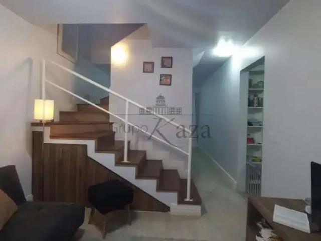 Casa / Sobrado em Condomínio para Venda em Jacareí/SP Jardim Califórnia 3 Quartos