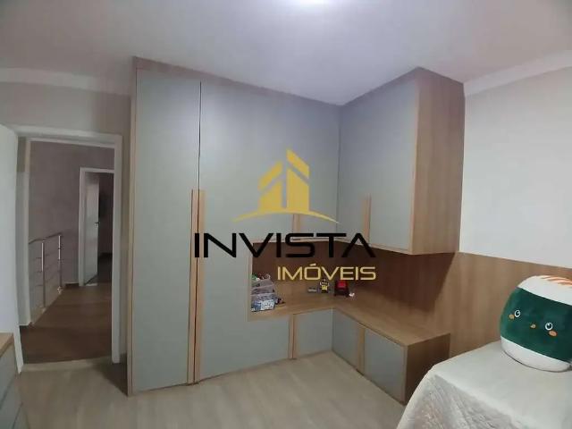 Casa / Sobrado em Condomínio para Venda em Jacareí/SP Jardim Crystal Park 3 Quartos