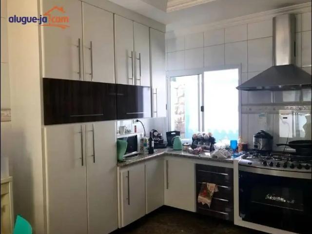 Casa / Sobrado em Condomínio para Venda em Jacareí/SP Jardim Altos de Santana II 4 Quartos