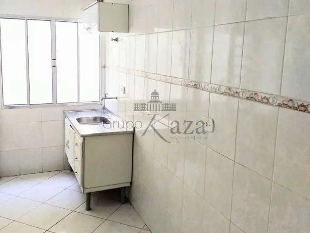 Casa / Sobrado em Condomínio para Venda em Jacareí/SP Jardim Flórida 2 Quartos