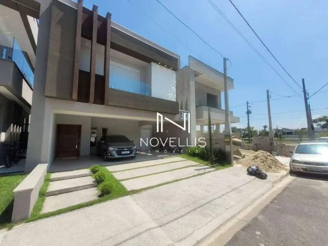 Casa / Sobrado em Condomínio para Venda em Jacareí/SP Jardim Jacinto 4 Quartos