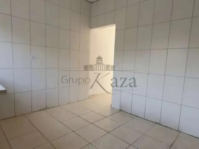 Casa / Sobrado em Condomínio para Venda em Jacareí/SP Jardim Jacinto 2 Quartos