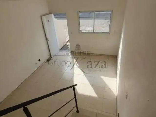 Casa / Sobrado em Condomínio para Venda em Jacareí/SP Jardim Jacinto 2 Quartos