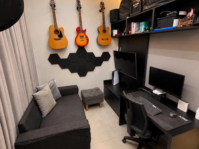 Casa / Sobrado em Condomínio para Venda em Jacareí/SP Jardim Jacinto 3 Quartos