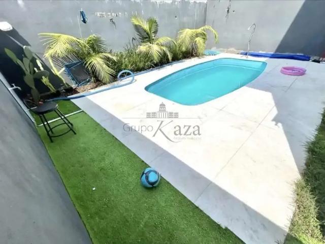 Casa / Sobrado em Condomínio para Venda em Jacareí/SP Jardim Jacinto 3 Quartos