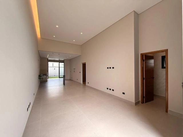 Casa / Sobrado em Condomínio para Venda em Jacareí/SP Jardim Jacinto 3 Quartos