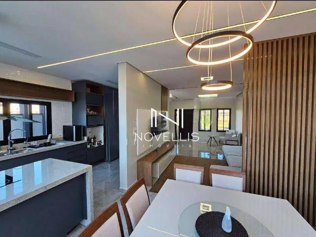 Casa / Sobrado em Condomínio para Venda em Jacareí/SP Jardim Jacinto 3 Quartos