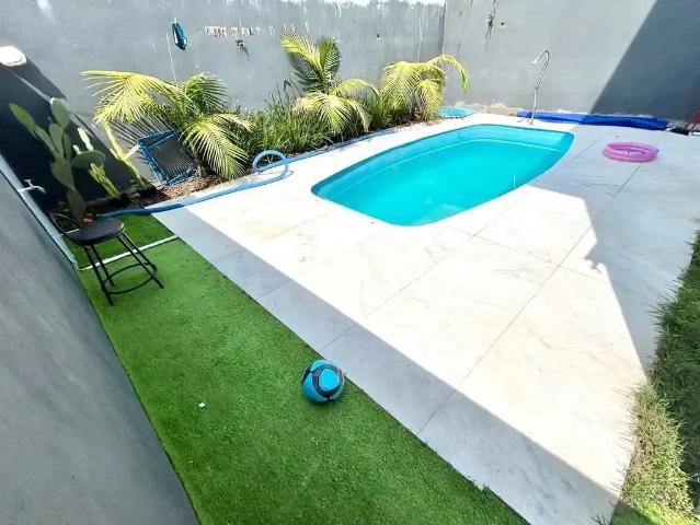 Casa / Sobrado em Condomínio para Venda em Jacareí/SP Jardim Jacinto 3 Quartos