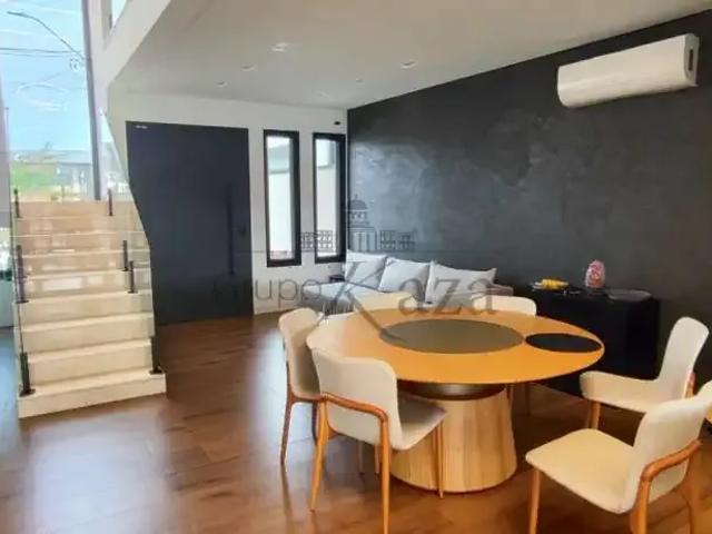 Casa / Sobrado em Condomínio para Venda em Jacareí/SP Jardim Jacinto 3 Quartos