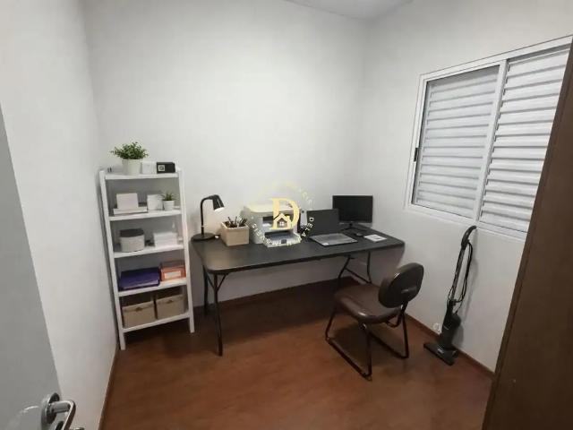 Casa / Sobrado em Condomínio para Venda em Jacareí/SP Jardim Marcondes 3 Quartos