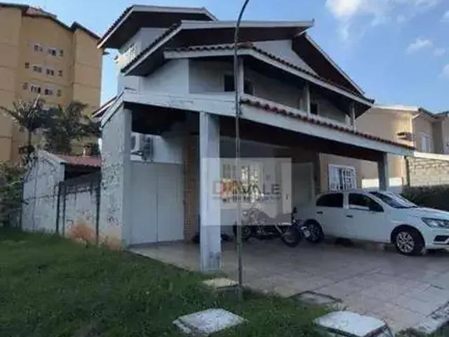 Casa / Sobrado em Condomínio para Venda em Jacareí/SP Jardim Santa Maria 4 Quartos
