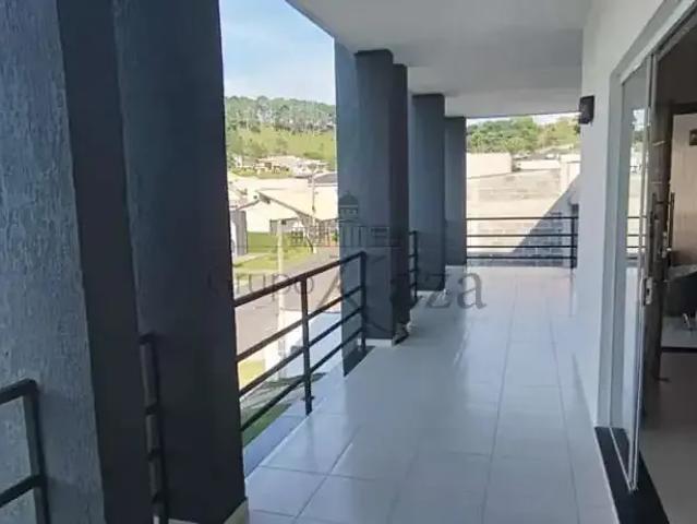 Casa / Sobrado em Condomínio para Venda em Jacareí/SP Jardim Terras de Santa Helena 3 Quartos