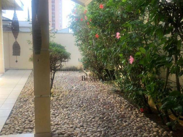 Casa / Sobrado em Condomínio para Venda em Jacareí/SP Loteamento Villa Branca 3 Quartos