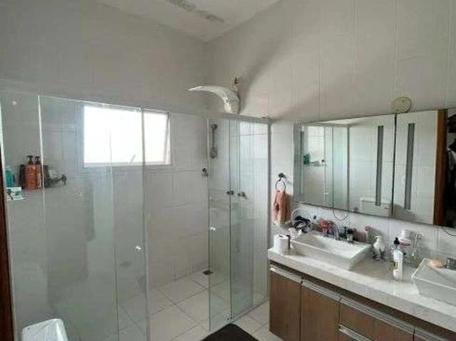 Casa / Sobrado em Condomínio para Venda em Jacareí/SP Loteamento Villa Branca 3 Quartos