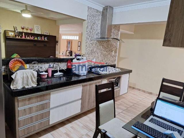 Casa / Sobrado em Condomínio para Venda em Jacareí/SP Parque Califórnia 2 Quartos