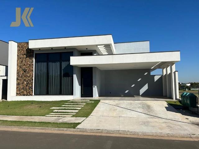 Casa / Sobrado em Condomínio para Venda em Jaguariúna/SP Tamboré 4 Quartos