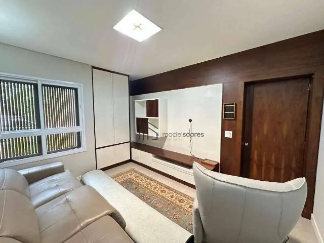 Casa / Sobrado em Condomínio para Venda em Jaguariúna/SP Chácara Primavera 4 Quartos