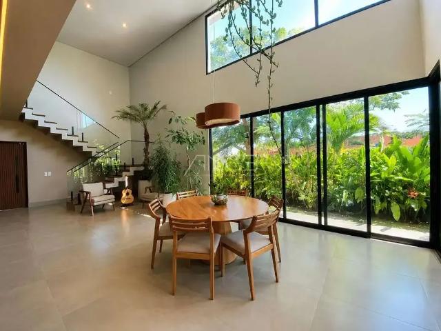 Casa / Sobrado em Condomínio para Venda em Jaguariúna/SP Reserva Santa Izabel 3 Quartos