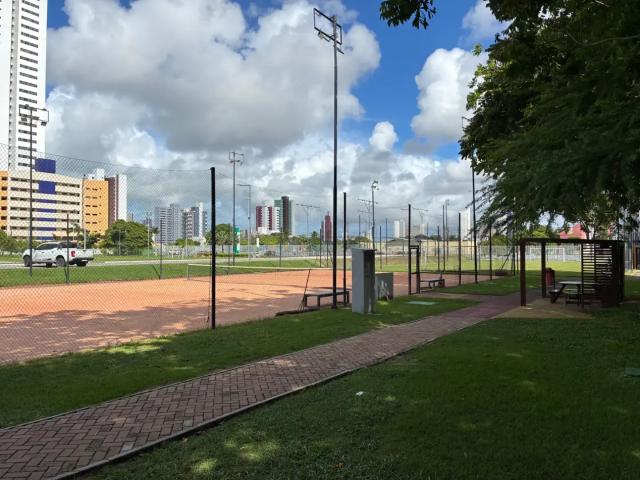 Casa / Sobrado em Condomínio para Venda em João Pessoa/PB Estados 5 Quartos