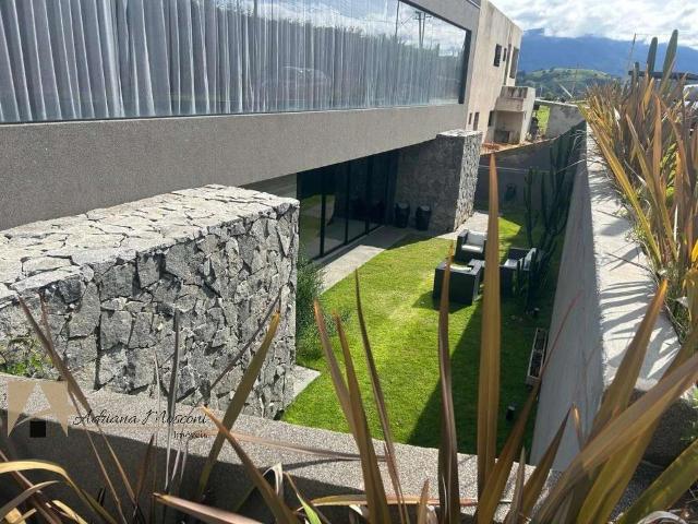 Casa / Sobrado em Condomínio para Venda em Joanópolis/SP Condomínio Santa Fé 6 Quartos