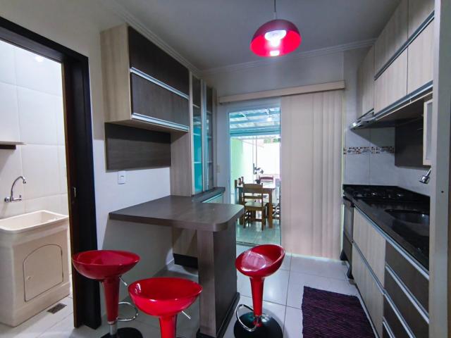 Casa / Sobrado em Condomínio para Venda em Joinville/SC Nova Brasília