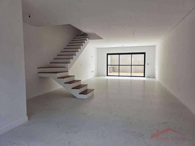 Casa / Sobrado em Condomínio para Venda em Joinville/SC Anita Garibaldi 3 Quartos