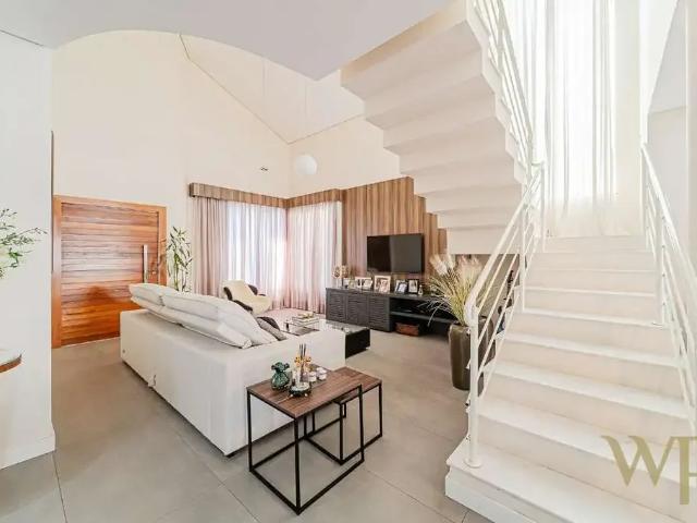 Casa / Sobrado em Condomínio para Venda em Joinville/SC Anita Garibaldi 3 Quartos