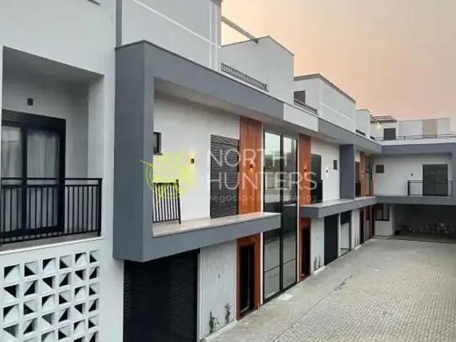 Casa / Sobrado em Condomínio para Venda em Joinville/SC Bom Retiro 3 Quartos