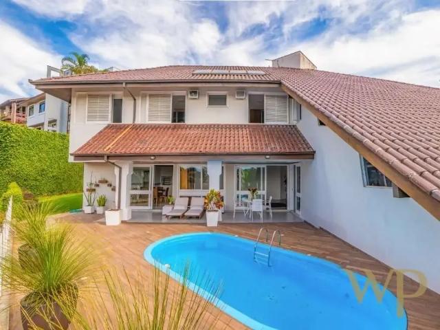 Casa / Sobrado em Condomínio para Venda em Joinville/SC Glória 4 Quartos