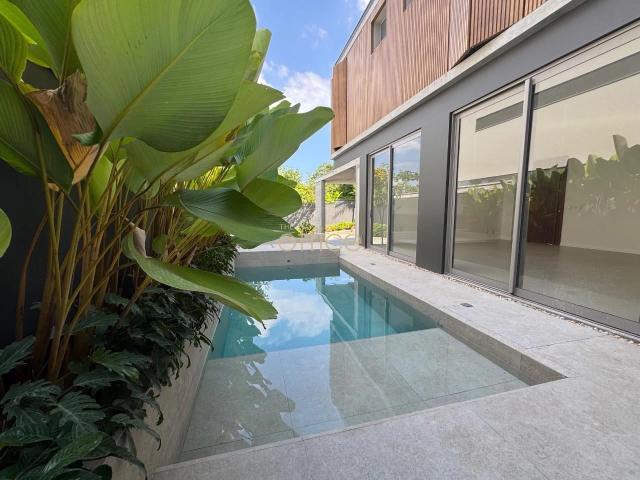 Casa / Sobrado em Condomínio para Venda em Joinville/SC Glória 4 Quartos