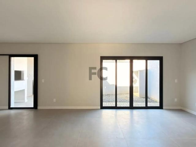 Casa / Sobrado em Condomínio para Venda em Joinville/SC Glória 3 Quartos