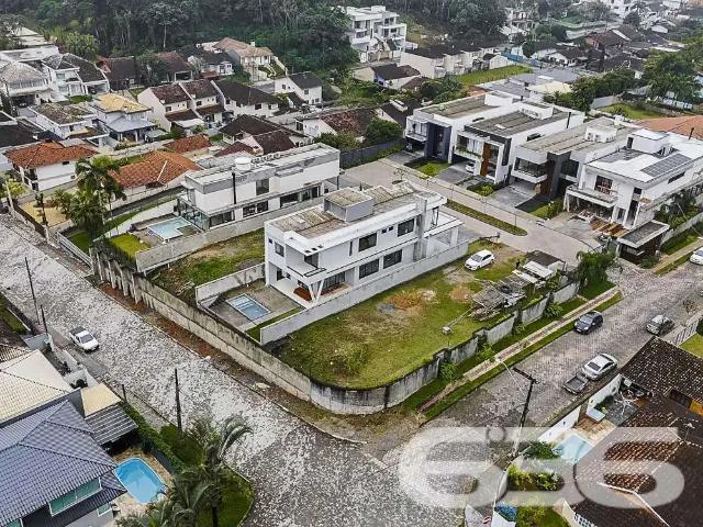 Casa / Sobrado em Condomínio para Venda em Joinville/SC Glória 3 Quartos