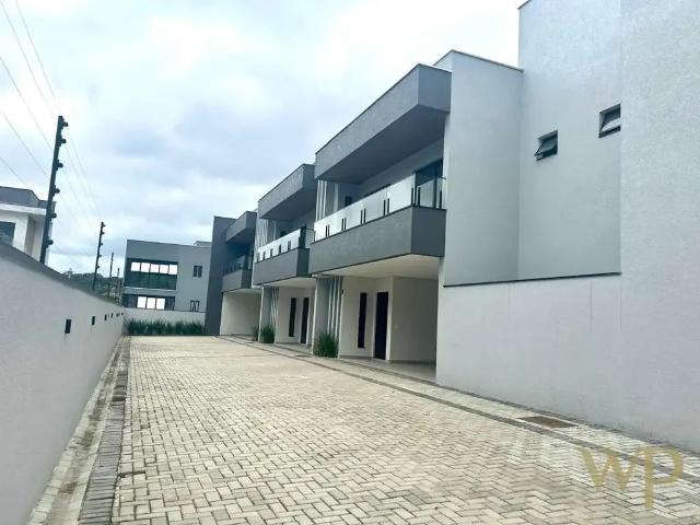Casa / Sobrado em Condomínio para Venda em Joinville/SC Glória 3 Quartos