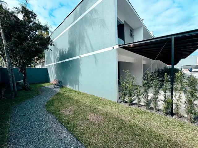 Casa / Sobrado em Condomínio para Venda em Joinville/SC Itaum 3 Quartos