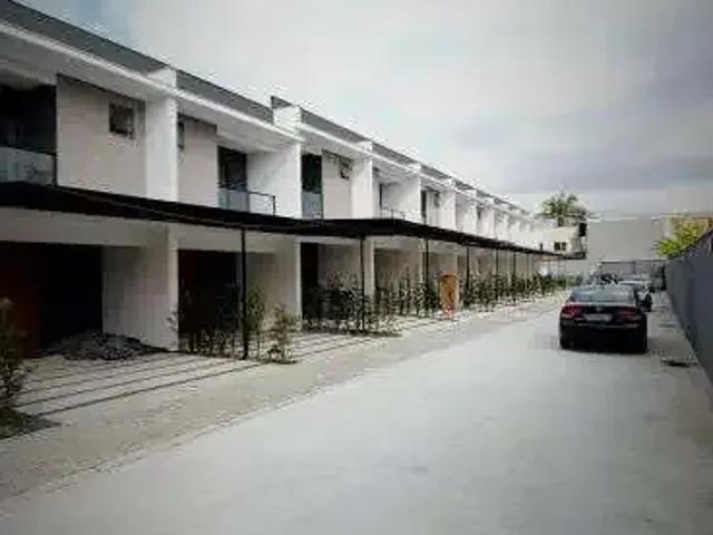 Casa / Sobrado em Condomínio para Venda em Joinville/SC Itaum 3 Quartos